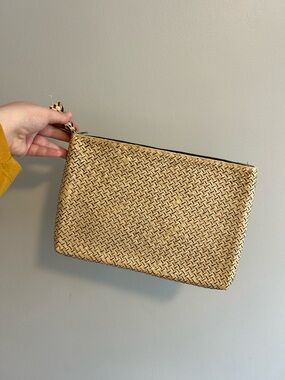 Woven tan brown zipper one pocket Wristlet Clutch